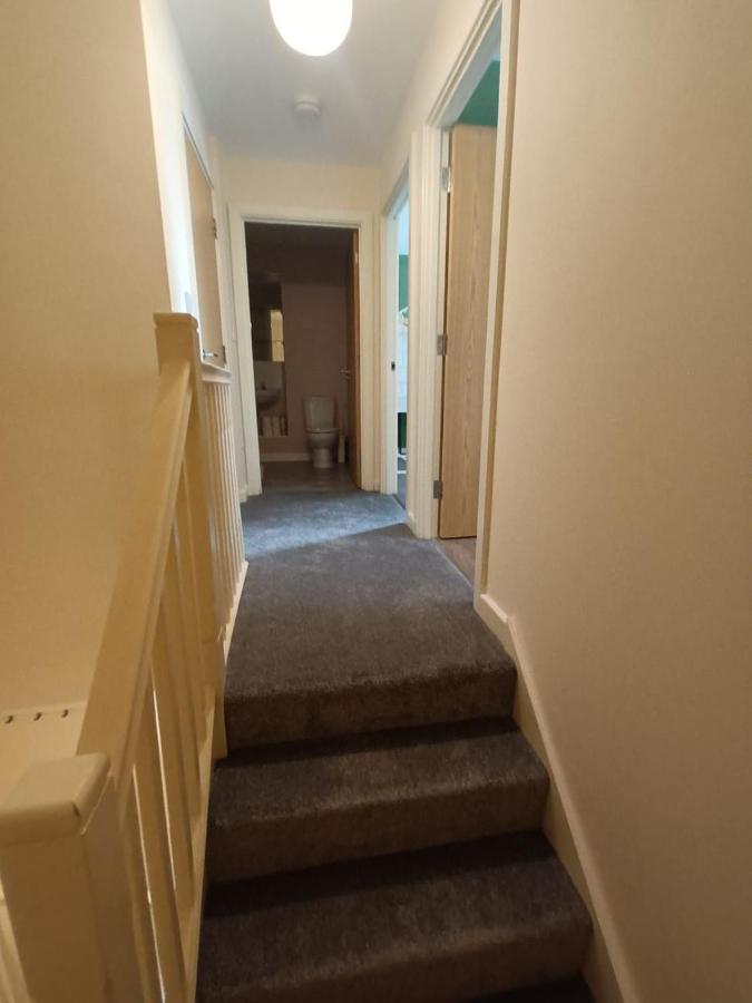Homely 2 Bed Duplex With A River View Southampton Exterior foto